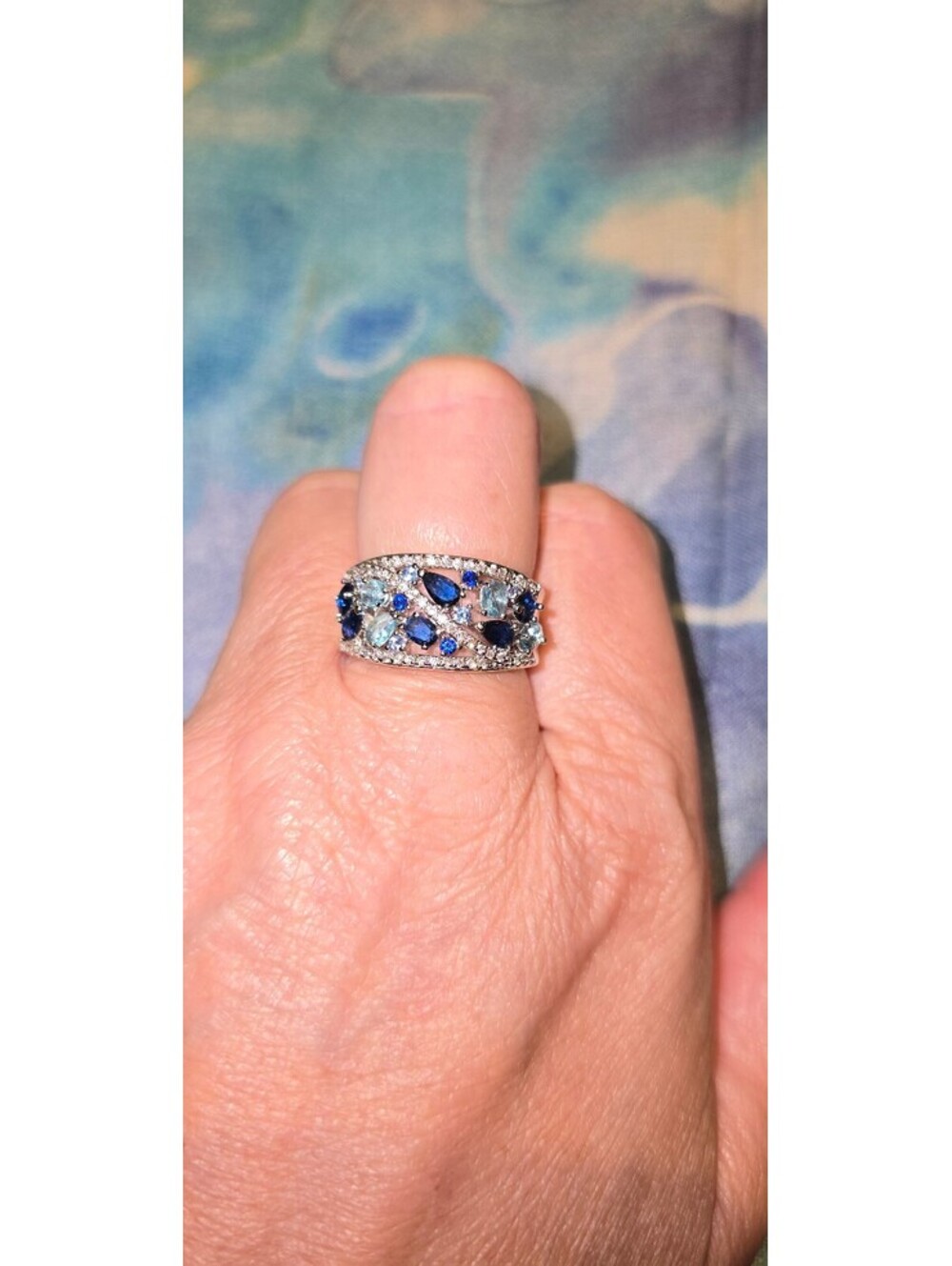 Sz 9 Kashmir Sapphire and Cornflower Blue